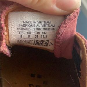 Maroon converse shoes